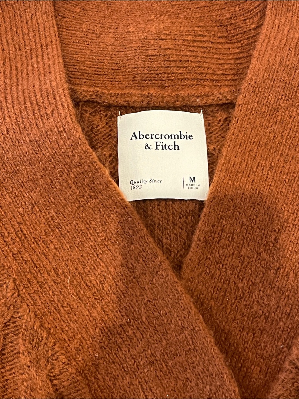 Abercrombie & Fitch Cable Knit Sweater Size M - Picture 4 of 7